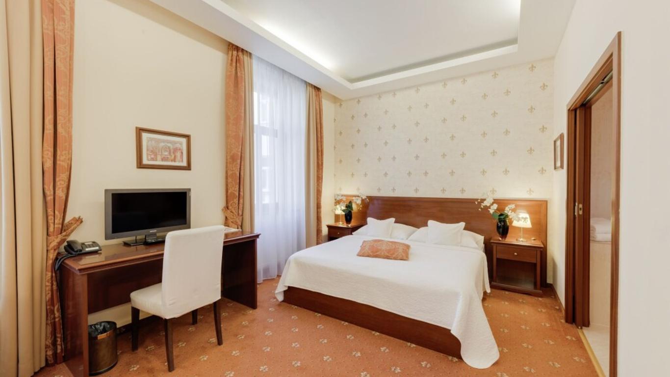 Hotel Louren